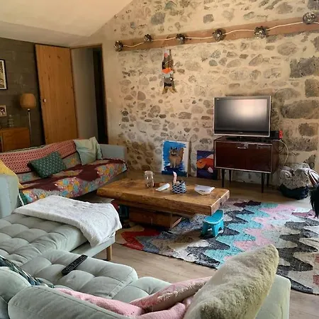 Notre Maison De Famille, La Maison De Shaoni Holiday home