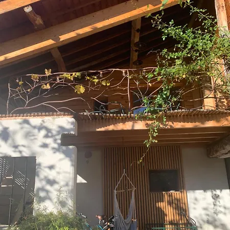 Holiday home Notre Maison De Famille, La Maison De Shaoni